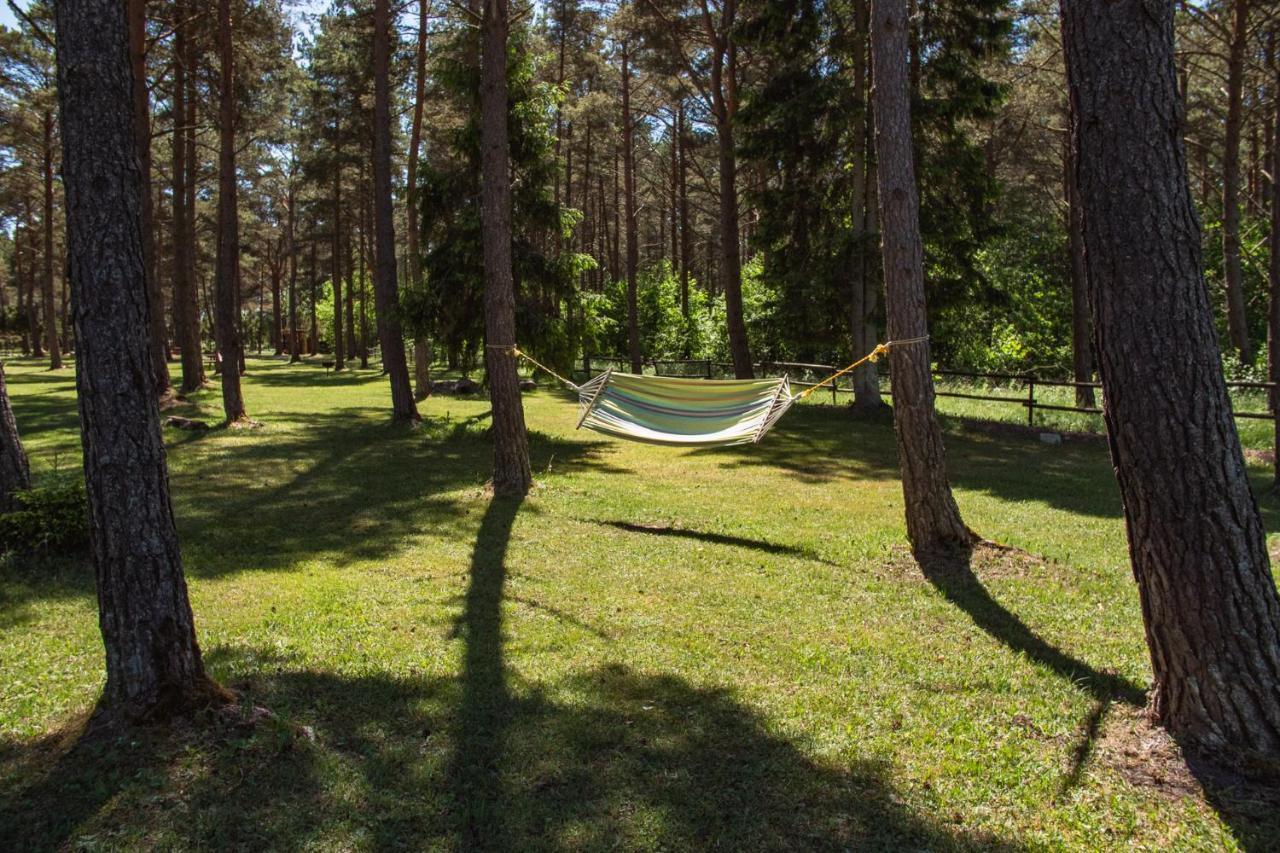 Tehumardi Camping Salme Exterior photo