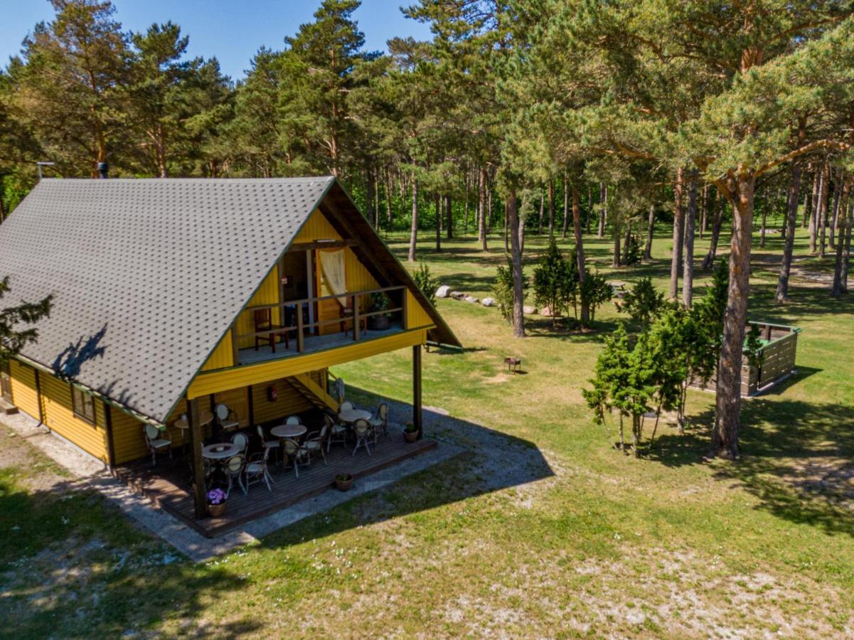 Tehumardi Camping Salme Exterior photo