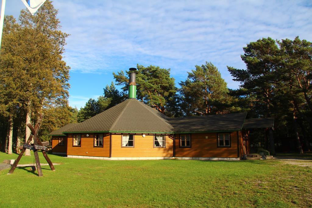 Tehumardi Camping Salme Exterior photo